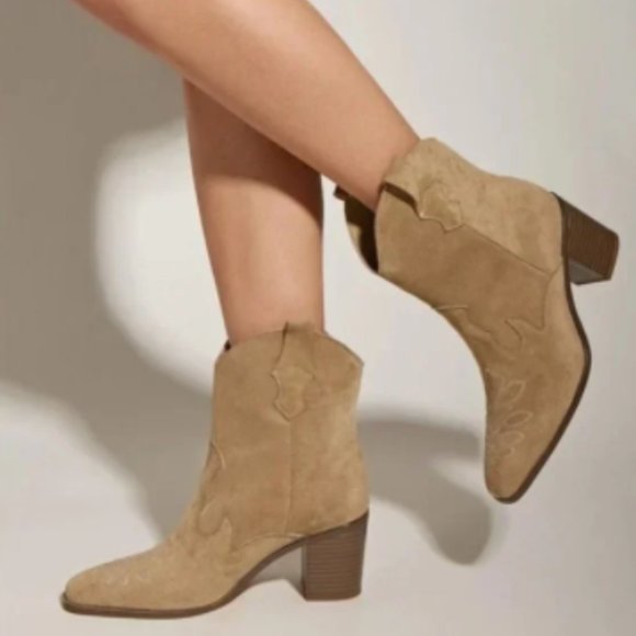 Taupe Stitch Detail Chunky Heeled Boots Sz 6 New - Picture 3 of 5